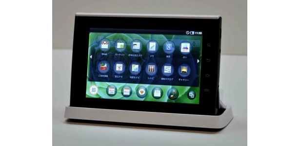 アンドロイドOS 2.2搭載の7インチディスプレー搭載のタブレット端末、サムスン電子製「SMT-i9100」。Wi-Fi機能を搭載