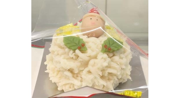 「鶴屋吉信」の「聖夜」(1365円)