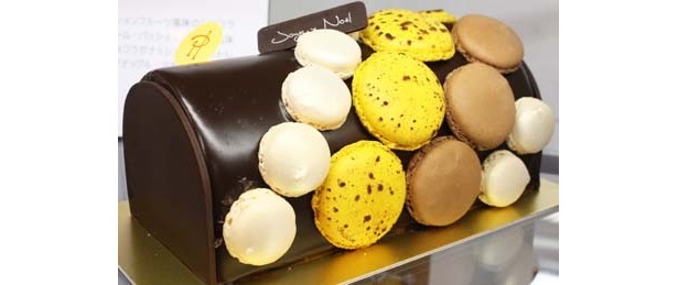 「ピエール・エルメ・パリ」の「ビュッシュ・モガドール」(5670円)