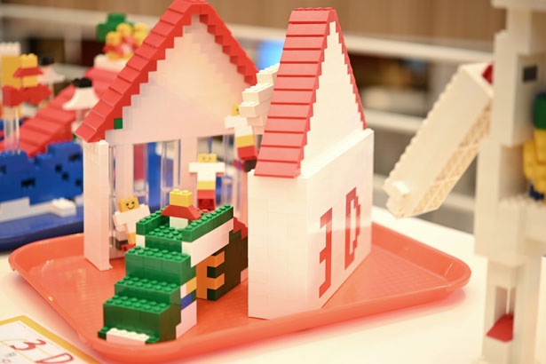 原案をもとにレゴ(R)で作られたグランプリ作品。子供らしいアイデアと時代を反映した今ならではの作品だ