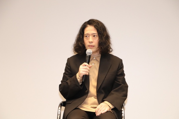 又吉直樹は「古本屋と古着屋とギャラリーだけは通り過ぎない」とこだわりを明かす