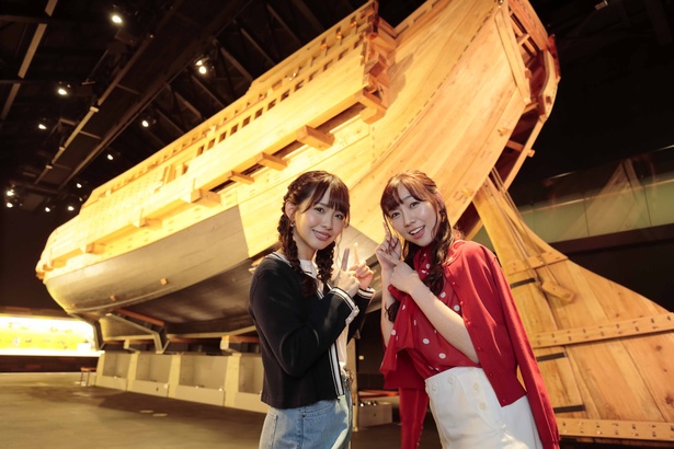 【写真を見る】SKE48の須田亜香里と松村香織が人気の体験型博物館を見学