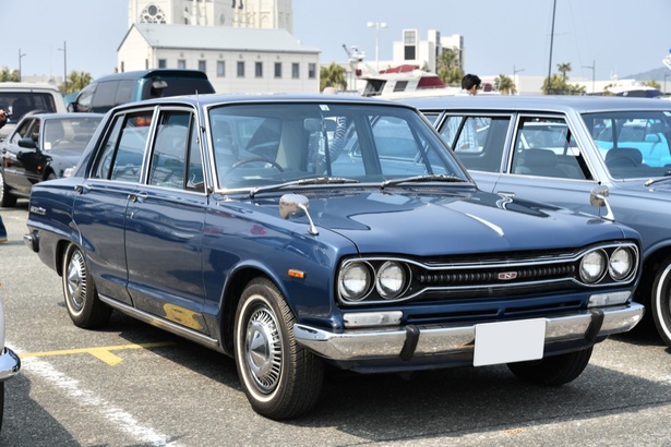ニッサン・スカイラインデラックス