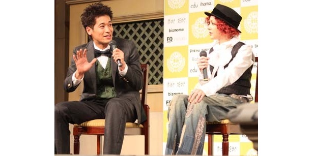 「男が育児をするとイケメンになるんです」と久保田カヨ子さんに言われて、うれしそうだった佐藤さん