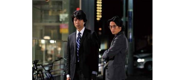 主人公が探る学園の陰謀にかかわる重要人物を窪塚洋介が熱演