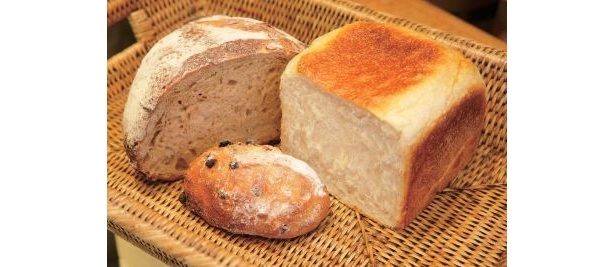 「TERA COFFEE and ROASTER」では「三角」の超人気パンが買える♪