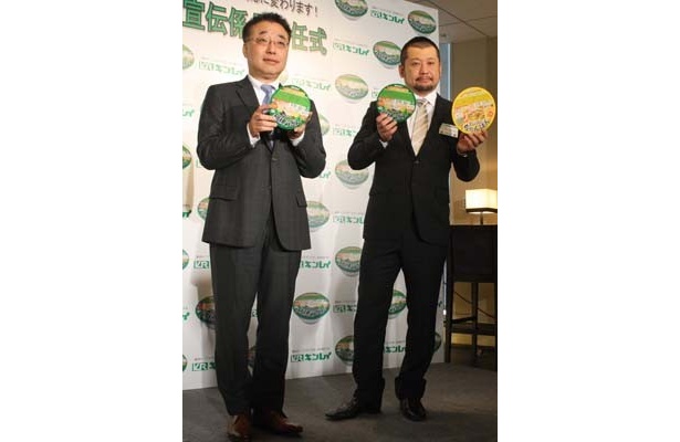 「関西風のダシが好きなので、このキンレイのダシは好き。おいしい！」とアピール