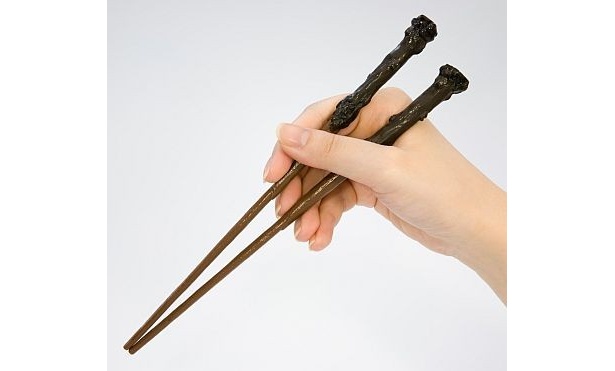 食卓においしい魔法を！ハリー・ポッターの“魔法の杖”がお箸に変身