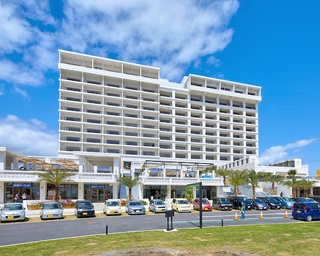 沖縄・本部町に暮らすように過ごす新リゾート「アラマハイナ コンドホテル」誕生