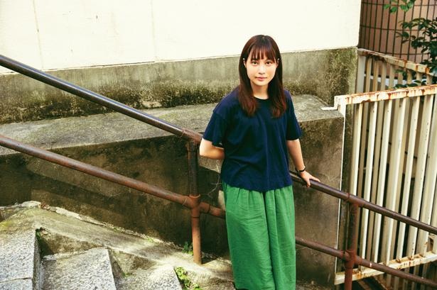 公開中のオムニバス映画『21世紀の女の子』で監督した『愛はどこにも消えない』が好評を博している松本監督