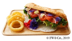 ジェレミー・フィッシャーどんが釣りをしながら食べていたサンドイッチをイメージした「ジェレミー・フィッシャーどんのちょうちょサンド」(1250円)