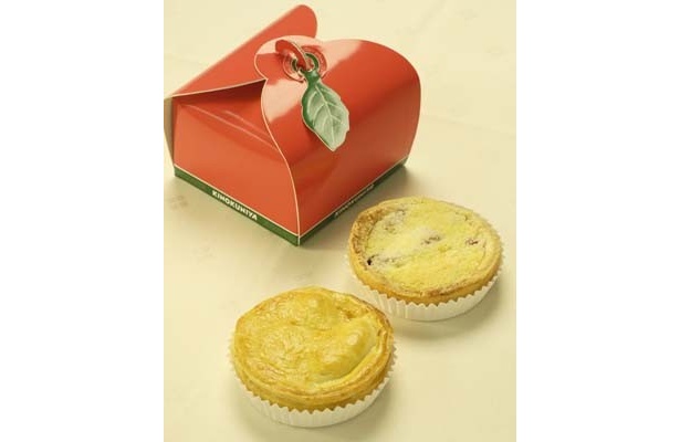 「青森りんごのツインパイ」(1000円)