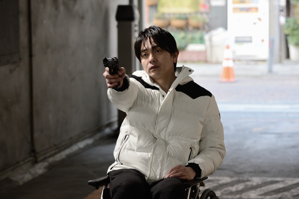 第1話のラストの衝撃的な展開により…