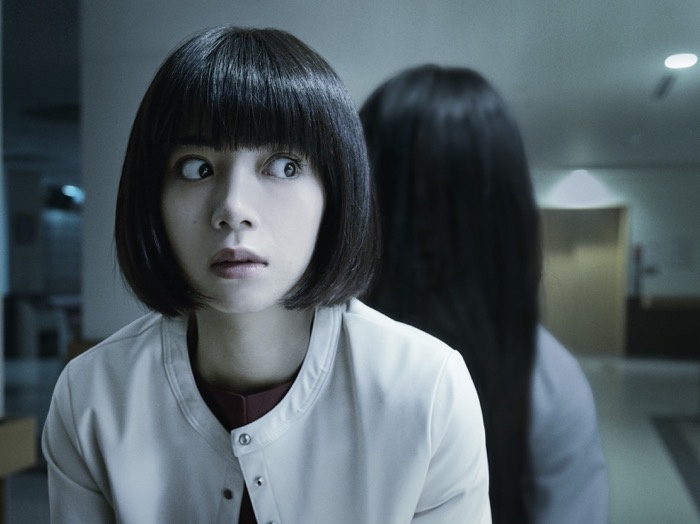 今度の呪いは撮ったら死ぬ…大ヒットJホラーの最新作がいよいよ明日公開!
