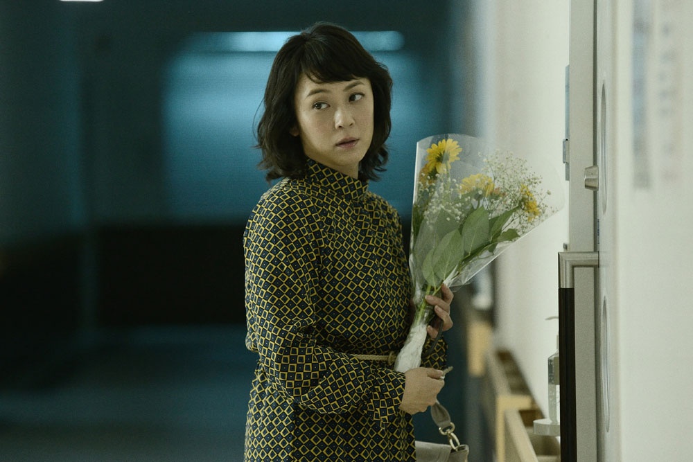 【写真を見る】『リング』『リング2』の生き残りである倉橋雅美も登場。どこか不気味…?