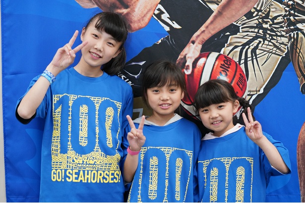 森さんファミリー3姉妹「岡田選手、金丸選手、応援してます！子供向けのイベントがたくさんあるのもイイ！」