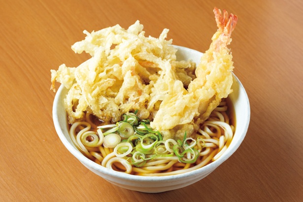 「うどん ぬる(大盛)、やさい・エビ天ぷらトッピング」(780円) /「長命うどん 本店」(名古屋市中村区)
