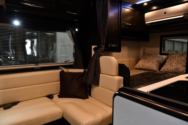 RVトラスト　TR550L-Bolero　V-MAX