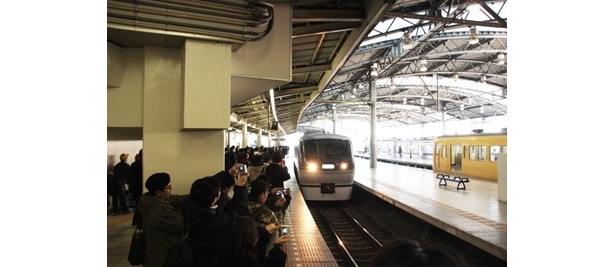 レアな臨時列車に夢中です