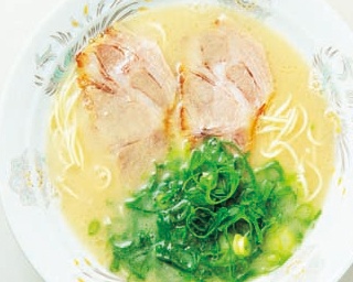 20時間煮込んだ王道長浜ラーメンを大阪で！「長浜らーめん一二三 紅梅町店」