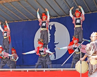 新潟県新潟市で伝統の角兵衛獅子が舞う「月潟まつり・伝統芸能フェスティバル」開催