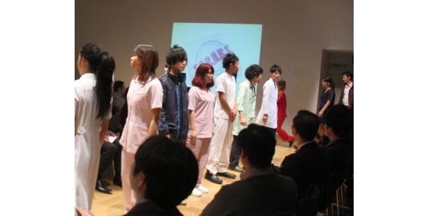 たくさんの観客が詰めかけた