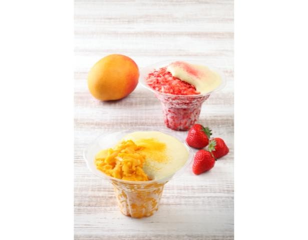 【写真を見る】フルーツを丸ごと削った新感覚スイーツ「Shave Ice(シェイブ アイス)」