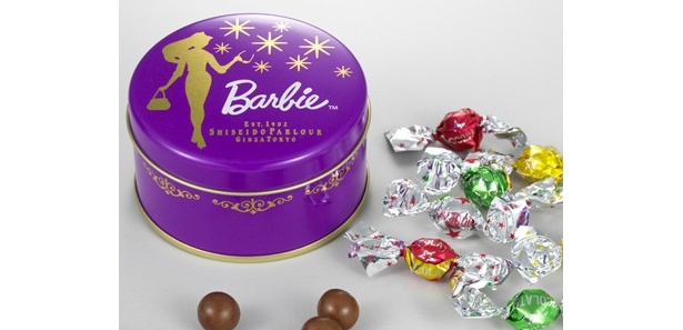 シュガーコーティングされたミルクチョコレートが入った「Barbieミニチョコ」