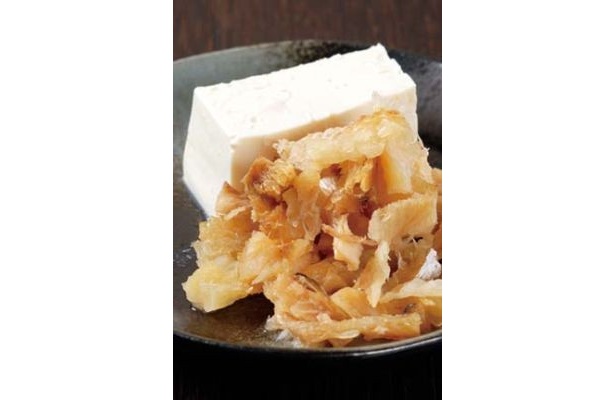 「一人アジアン土鍋 Dining NABElabo(ナベラボ)」では、肌にいいと言われるプゴク(干しダラ)もトッピング可