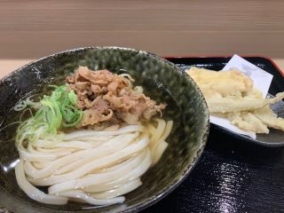 話題の博多うどんが食べられる！ ビブグルマン獲得の味が新橋にオープン