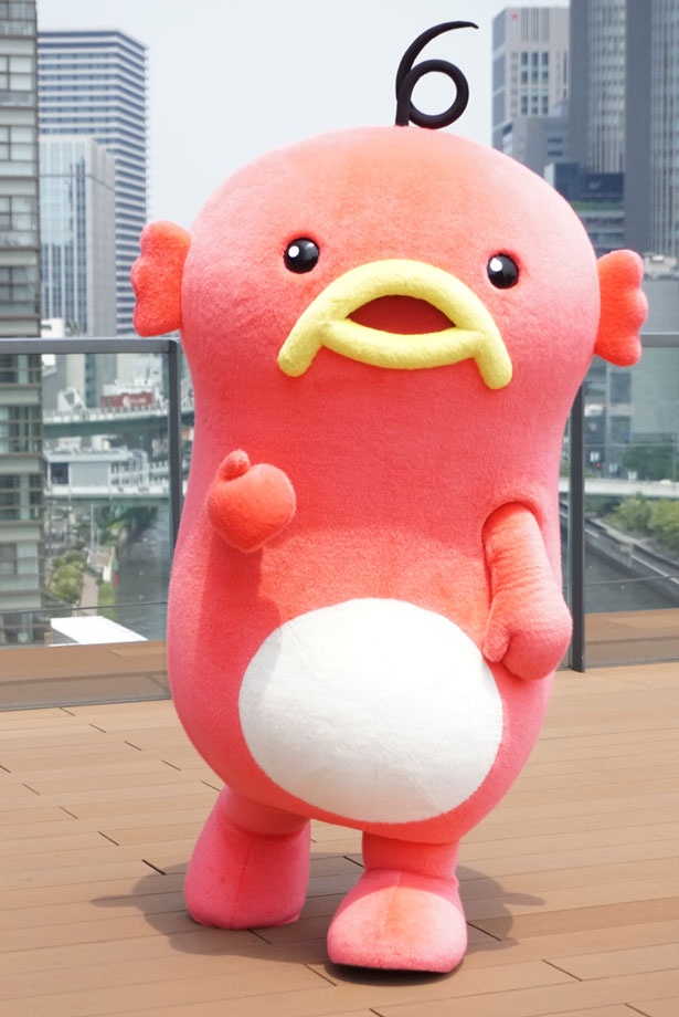 ABCテレビの公式キャラクター「エビシー」も応援に駆け付けた
