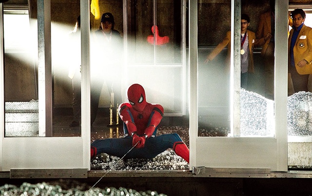 ホランド版の糸は2時間で溶ける設定(写真は『スパイダーマン:ホームカミング』