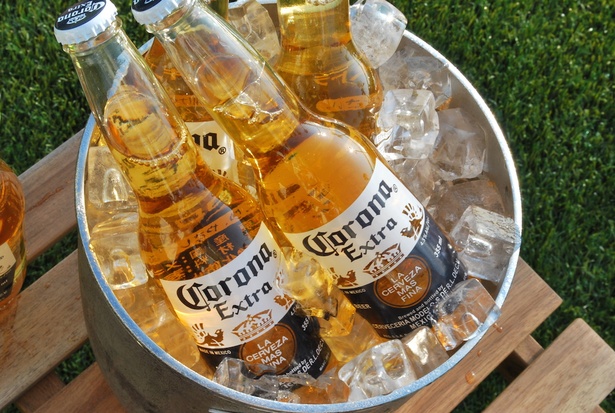 メキシカンをテーマに夏季限定のBBQが提供される