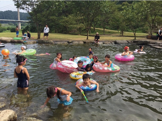 ちびっこでも安心して水遊び 福岡 佐賀 大分のひんやり自然プール6選 ウォーカープラス