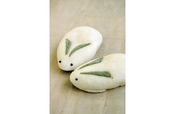 ドンクの「雪うさぎ」(210円)にも注目