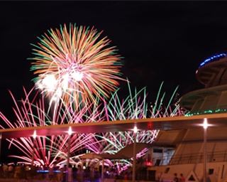 港が夏の熱気につつまれる　熊本県宇城市で「第24回　海の日協賛・みすみ港祭り」開催