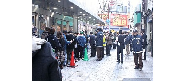 「ヤマダ電機 LABI 新宿東口館」もオープン前に人だかりが！