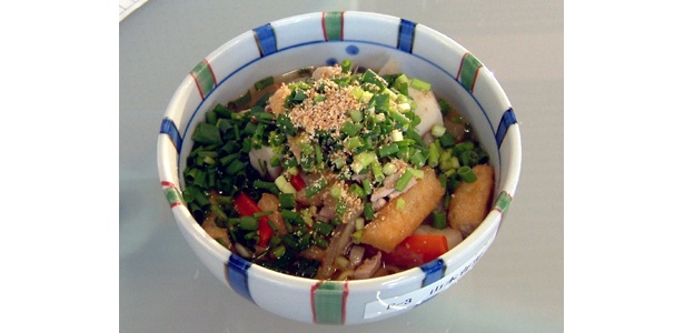 しっぽくうどんをラーメンにアレンジした「おへんろラーメン」