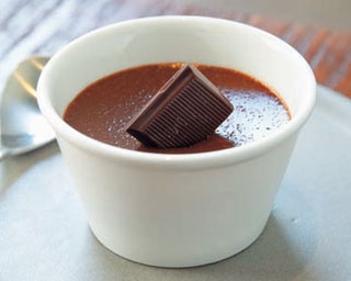 まるで生キャラメルのようななめらかさ！「YARD Coffee＆Craft Chocolate」のクレーム オ ショコラ