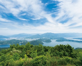 海と湖が描く絶景に新鮮魚介、歴史街道を巡る！福井県若狭の1泊2日癒しのドライブルート