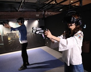 バラエティ豊かなアトラクションがなんと20種類！国内最大級の屋内型遊園地「東京ジョイポリス」