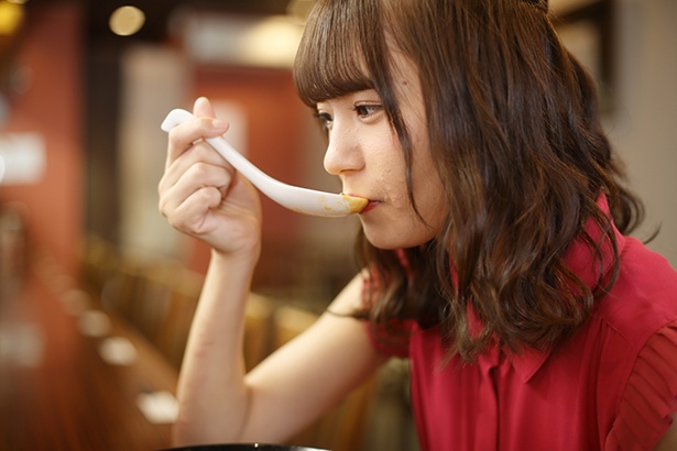 「スープを一口」
