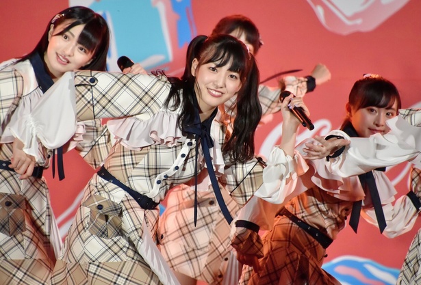 AKB48 チーム8「SUMMER STATION 音楽LIVE」下尾みうさん(山口県)、佐藤七海さん(岩手県)、坂口渚沙さん(北海道)