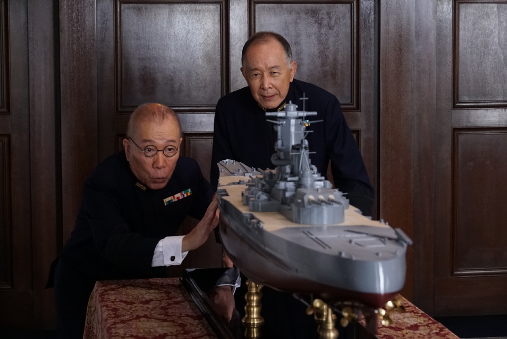 レジェンド俳優たちが戦艦模型にメロメロに!