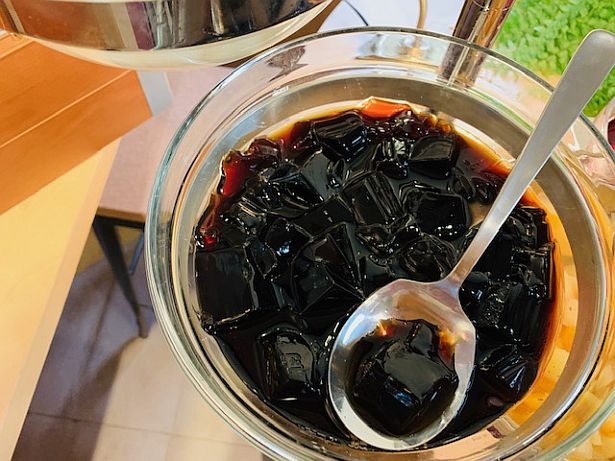 手作りコーヒーゼリーなど変わり種も用意している
