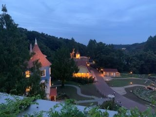 閉園後のムーミンバレーパークで星空観賞会 夏の夜空をのんびり楽しむスペシャルプラン