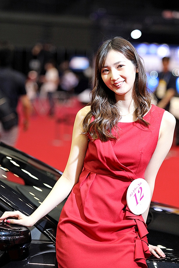 「メガスーパーカーモーターショー2019inマリンメッセ福岡」で見つけた美女