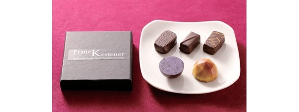 キンモクセイもアートなチョコに変身！　フランク・ケストナーの「コフレ・ジャポン」(1680円・5個入り)