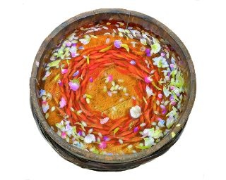 金魚作家たちによる水槽演出に注目。すみだ水族館で「金魚(ハート)(LOVE)展」開催