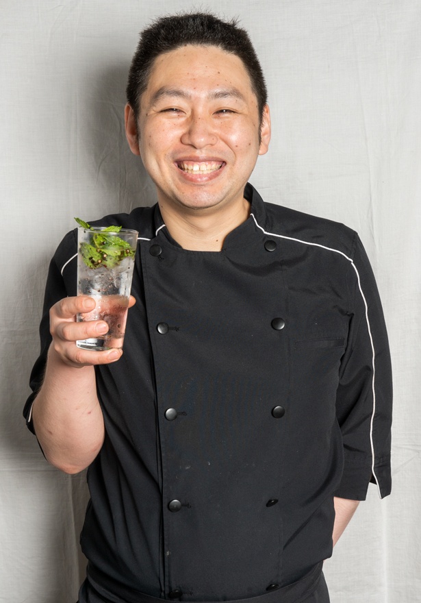 「レモングラス的な香りを加えました」と、南方中華料理 南三の水岡孝和シェフ